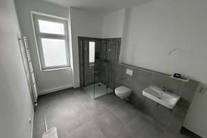 Großzügige, frisch sanierte 5-Zimmer-Wohnung im Hochschulviertel, Holzpellets energetische Sanierung
