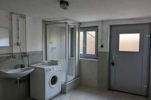 Gepflegtes Reihenhaus mit 4 Zimmern in Laufenburg (Baden) – Die vollständige Adresse der Immobilie erhältst du vom Anbieter., 79725 Laufenburg (Baden) – Vorschaubild 13