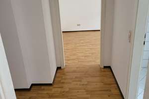 Großzügige 2-Zimmer mit Balkon, EBK, Wannenbad und Laminat in zentraler Lage! SP mgl. – Zietenstraße 81, 9130 Sonnenberg, Chemnitz – Vorschaubild 13