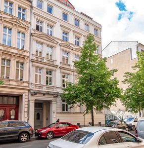 Mitte, verkehrsberuhigt, Denkmal, Balkon, Energieausweis "C"