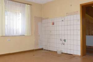 Für Handwerker zum Renovieren – Die vollständige Adresse der Immobilie erhältst du vom Anbieter., 9350 Lichtenstein/Sachsen – Vorschaubild 18