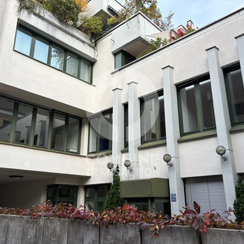 Attraktive Büroimmobilie in hochwertigem Umfeld. exklusiv bei combine Transaction