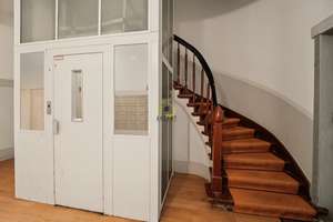 Charmanter Altbau mit Charakter: 3-Zimmer-Wohnung mit Fischgrätenparkett im 1. OG nahe Ku'damm. – Die vollständige Adresse der Immobilie erhältst du vom Anbieter., 10707 Wilmersdorf, Berlin – Vorschaubild 37
