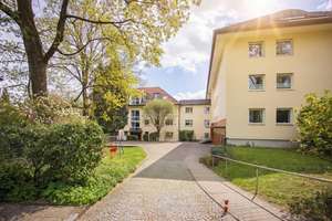 Charmantes Zuhause zwischen Stadtleben und Natur, bezugsfreie 3-Zimmer-Wohnung nahe Herkomerplatz – Die vollständige Adresse der Immobilie erhältst du vom Anbieter., 81679 Herzogpark, München – Vorschaubild 2