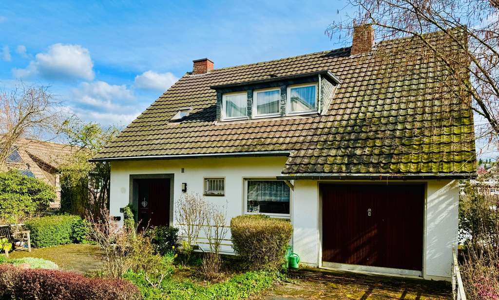 Immobilie in Wachtberg - Viel Platz für Ihre Ideen - Bild 2