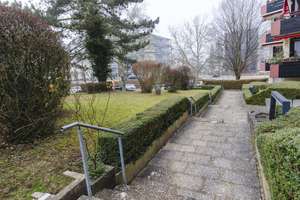Wohnen mit Wohlfühlcharakter: Charmante 2-Zimmer-Eigentumswohnung mit TG-Stellplatz – Die vollständige Adresse der Immobilie erhältst du vom Anbieter., 75175 Südoststadt, Pforzheim – Vorschaubild 2