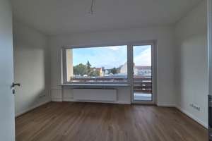 Erstbezug nach Sanierung - 3 Zi mit Loggia in Uni-Nähe (WG geeignet) & Stellplatz zu vermieten! – 23562 Sankt Jürgen, Lübeck – Vorschaubild 5