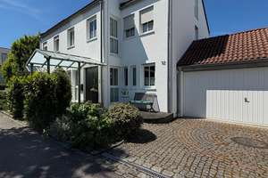 Platzwunder für Ihre Familie – Die vollständige Adresse der Immobilie erhältst du vom Anbieter., 84036 Frauenberg, Landshut – Vorschaubild 1