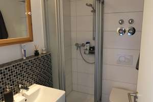Voll Möbliert ! Moderne Etagenwohnung mit separatem Küchenbereich, Duschbad und kleinem Balkon – Die vollständige Adresse der Immobilie erhältst du vom Anbieter., 64283 Mitte, Darmstadt – Vorschaubild 5