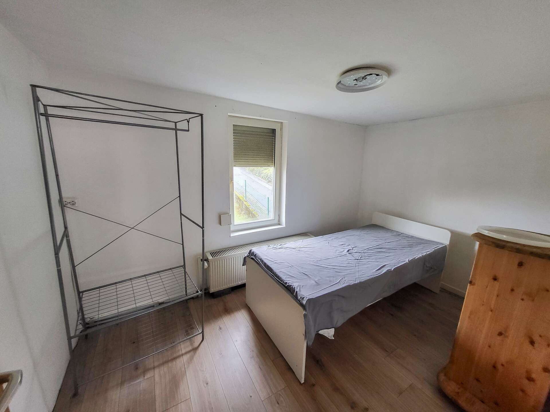 Immobilie in Kemmenau - Freistehendes Haus mit großem, bebaubarem Grundstück & Garagen in ruhiger Lage mit tollem Ausblick! - Bild 6