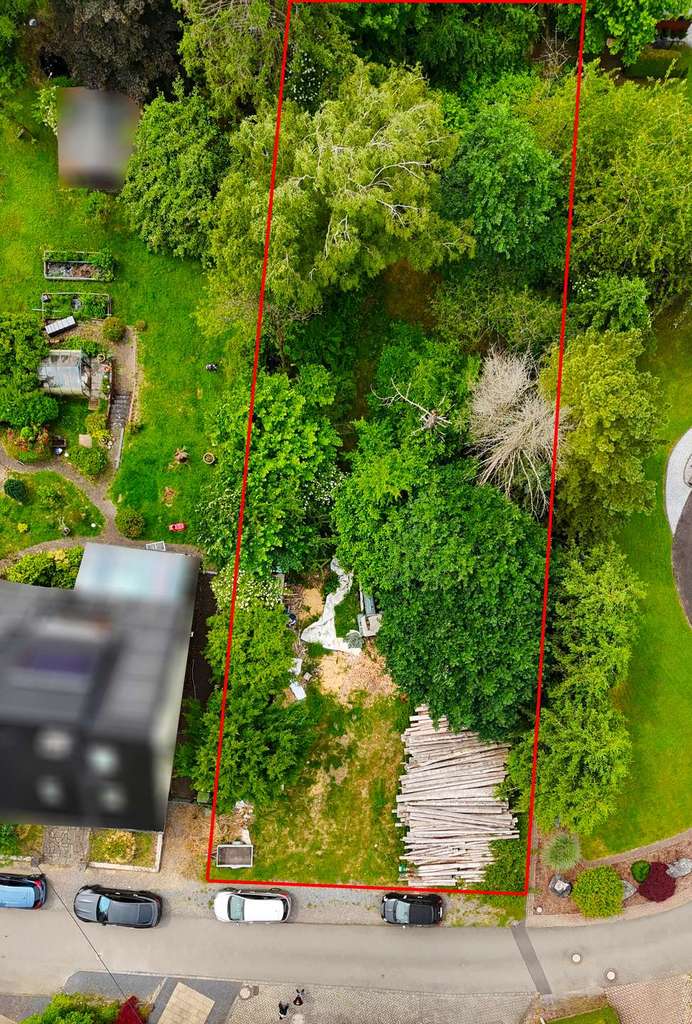 Großes Baugrundstück in ruhiger Lage