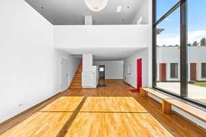 Bestlage: Architektenvilla im 
Bauhausstil mit 5 TG-Plätzen! – Regensburg – Vorschaubild 11