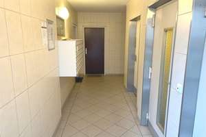 Kiel: FAKTOR 17,5 - 3,5 Zimmer Wohnung sucht neuen Eigentümer – Die vollständige Adresse der Immobilie erhältst du vom Anbieter., 24109 Mettenhof, Kiel – Vorschaubild 3