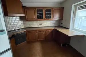 2-Fam.-Wohnhaus in zentraler Lage von Poppenhausen *in Kürze zur freien Nutzung – Schweinfurt (Kreis) – Vorschaubild 6