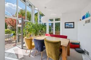 ::: Finest Living I DHH in ruhiger Lage, mit Garten, Einzelgarage, Kamin, Sauna, Wintergarten::: – Die vollständige Adresse der Immobilie erhältst du vom Anbieter., 70567 Möhringen-Nord, Stuttgart – Vorschaubild 2