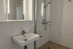 Leben am Wasser in extravaganter Lage - perfekt geschnittene 2 Zimmer – Stephanie-Kuder-Straße 8, 30453 Limmer, Hannover – Vorschaubild 4