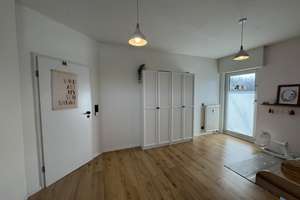 215qm, 7 Zimmer, 2 Balkone, 2 Parkplätze, neue EBK, Bad & Dusche – Hohenbudbergerstr 133, 47229 Friemersheim, Duisburg – Vorschaubild 14