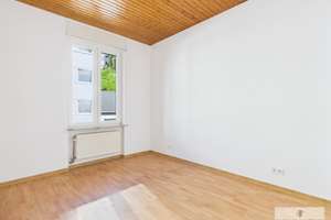 Lichtdurchflutete 4 ZKB Wohnung mit Loggia in gepflegtem Dreifamilienhaus in Saarbrücken-Malstatt – Die vollständige Adresse der Immobilie erhältst du vom Anbieter., 66113 Malstatt, Saarbrücken – Vorschaubild 9
