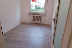 Helle, modernisierte 4-Zimmer-Wohnung mit TG-Stellplatz in Möhringen – TOP LAGE !!! – Die vollständige Adresse der Immobilie erhältst du vom Anbieter., 70567 Möhringen-Ost, Stuttgart – Vorschaubild 3