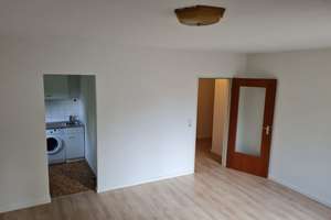 Gepflegte 1-Zimmer Wohnung mit Stellplatz – Die vollständige Adresse der Immobilie erhältst du vom Anbieter., 70435 Zuffenhausen-Mitte, Stuttgart – Vorschaubild 3