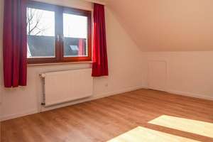 Modernisiertes Einfamilienhaus mit Einliegerwohnung, in idyllischer Lage von Hamburg-Wandsbek... – Die vollständige Adresse der Immobilie erhältst du vom Anbieter., 22045 Tonndorf, Hamburg – Vorschaubild 6