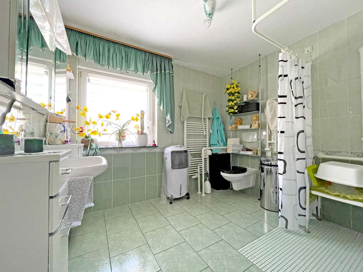 Immobilie in Regis-Breitingen - Barrierefreies Wohnen mit Niveau in Regis-Breitungen – Wentzel Dr. - Bild 1