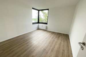 Renovierte 3-Zimmer-Wohnung: moderne Ausstattung, Balkon, neues Wannenbad, separate Küche, sep. WC – Friedensstraße 114a, 51145 Urbach, Köln – Vorschaubild 19