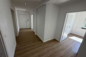 Erstbezug nach Kernsanierung: Barrierefreie 4-Zi.-Wohnung mit Balkon & Aufzug in KA-Knielingen – Josef-Schofer-Straße 7, 76187 Nordweststadt, Karlsruhe – Vorschaubild 14