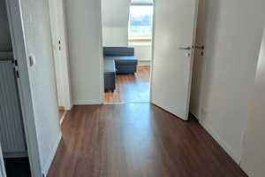 WG geeignete Dachgeschoß Wohnung in Aachen – Zeppelinstr 67, 52068 Aachen – Vorschaubild 3