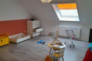 Vollständig renovierte 3-Zimmer-Dachgeschosswohnung mit Einbauküche in Trier – Unter Gerststraße 22, 54293 Ehrang/Quint, Trier – Vorschaubild 10