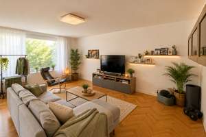 *WUNDERSCHÖNE 5 ZI WOHNUNG MIT TERRASSE* - IN NIEDERKASSEL – Peter-Roos-Str. 10, 40547 Niederkassel, Düsseldorf – Vorschaubild 2