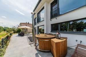 Luxus am Ufer: Villa mit unverbautem Fernblick – Die vollständige Adresse der Immobilie erhältst du vom Anbieter., 91352 Hallerndorf – Vorschaubild 19