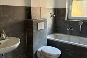 Schöne, helle und ruhige kernsanierte 3-Zimmer-Wohnung mit Balkon nahe Durlacher Altstadt und Pfinz – Kleinbachstr. 11a, 76227 Durlach, Karlsruhe – Vorschaubild 5