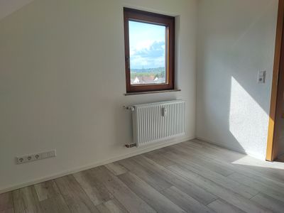 Attraktive, kernsanierte 3,5-Zimmer Dachgeschosswohnung in Deizisau