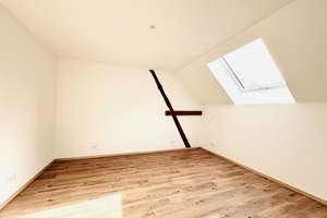 Exklusiver Erstbezug – stilvolle 3-Zimmer-Wohnung mit Sichtbalken und privatem Eingang – Wandersmannstraße 50, 65205 Erbenheim, Wiesbaden – Vorschaubild 10