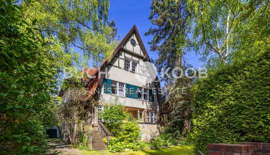 Bild von Historische Villa mit viel Gestaltungspotenzial in HH-Groß Flottbek
