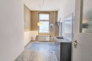 Vermietete 2-Zimmer-Altbau-Wohnung mit Stuck und Süd-Loggia im VH eines Altbaus in Neukölln – Die vollständige Adresse der Immobilie erhältst du vom Anbieter., 12055 Neukölln (Ortsteil), Berlin – Vorschaubild 7
