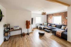 Viel Platz für die ganze Familie – Wohnhaus mit Einliegerwohnung in Wiesbaden-Delkenheim – Die vollständige Adresse der Immobilie erhältst du vom Anbieter., 65205 Delkenheim, Wiesbaden – Vorschaubild 9