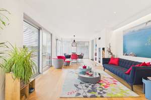 Exklusive Villa: Großzügig & in diskreter Vermarktung – Die vollständige Adresse der Immobilie erhältst du vom Anbieter., 91056 Heiligenloh, Erlangen – Vorschaubild 2