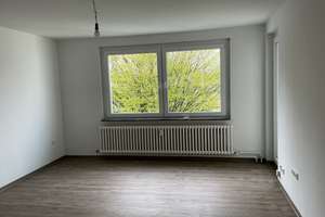 3-Zimmer Wohnung mit Balkon in Bielefeld Baumheide! – Schlehenweg 7, 33609 Heepen, Bielefeld – Vorschaubild 2