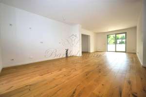 Exklusiver Neubau: 5 Zimmer, Terrasse, 2 Bäder, Fahrstuhl & Tiefgarage  Provisionsfrei für Käufer ! – 4155 Gohlis-Süd, Leipzig – Vorschaubild 2