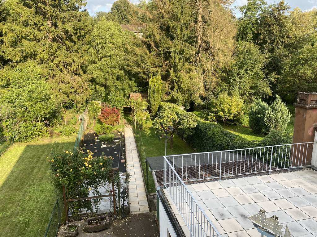 Immobilie in Wiesloch - Charmantes Einfamilienhaus mit einzigartigem Grundstück in Wiesloch-Baiertal - Bild 1