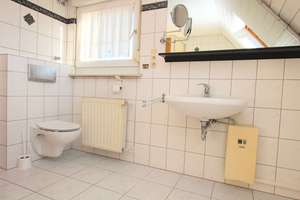 GEMÜTLICHES EIGENHEIM MIT ZUSÄTZLICHER NUTZFLÄCHE UND VIELSEITIGEN RÄUMEN !!! – Die vollständige Adresse der Immobilie erhältst du vom Anbieter., 58638 Iserlohn-Mitte, Iserlohn – Vorschaubild 12