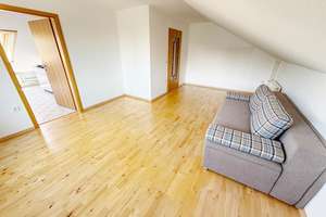 Dachgeschosswohnung in Hoberge-Uerentrup zu vermieten – Gehsenweg 15, 33619 Dornberg, Bielefeld – Vorschaubild 2