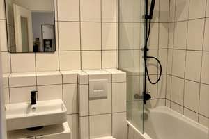 Charmantes Altbau-Studio mit Balkon im Schillerkiez – Flughafenstraße 77, 12049 Neukölln (Ortsteil), Berlin – Vorschaubild 5