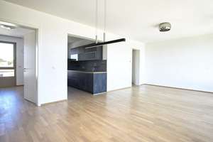 Großzügige 4-Zimmer-Wohnung in Regensburg – Sarmannastraße 40, 93049 Westenviertel, Regensburg – Vorschaubild 2
