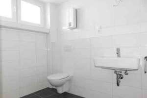 Großzügige 2-ZKDB im 5. OG *renoviert* mit Balkon und Gebäudemodernisierung... – Breitenbachstr. 104, 47809 Oppum, Krefeld – Vorschaubild 7