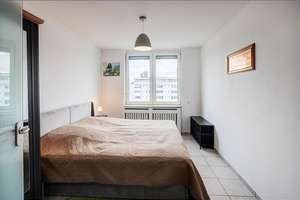 Möbliert: Mittersendling: 3-Zimmer Wohnung mit verglaster Loggia – Die vollständige Adresse der Immobilie erhältst du vom Anbieter., 81369 Untersendling, München – Vorschaubild 3