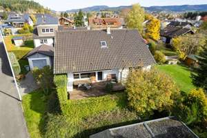 Einfamilienhaus mit Einliegerwohnung – Die vollständige Adresse der Immobilie erhältst du vom Anbieter., 72336 Balingen – Vorschaubild 2