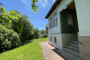 Stadtnahes Haus mit schönem Garten zur Eigennutzung oder Vermietung – Die vollständige Adresse der Immobilie erhältst du vom Anbieter., 96450 Mitte, Coburg – Vorschaubild 3